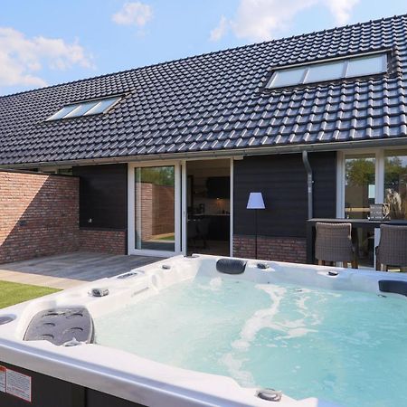 Erve Mulder Vakantiehuis Met Eigen Jacuzzi En Eigen Sauna Weerselo Buitenkant foto