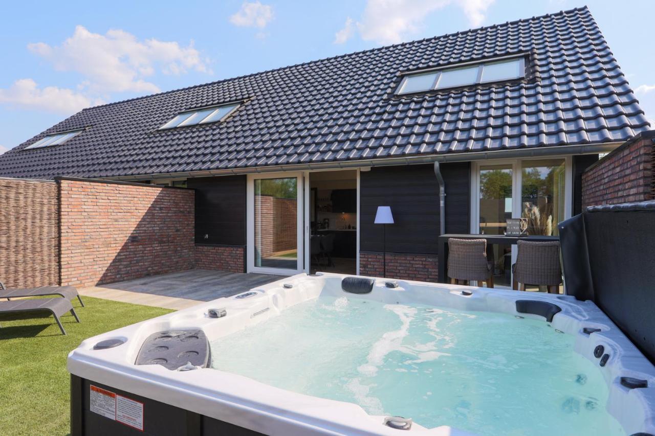 Erve Mulder Vakantiehuis Met Eigen Jacuzzi En Eigen Sauna Weerselo Buitenkant foto